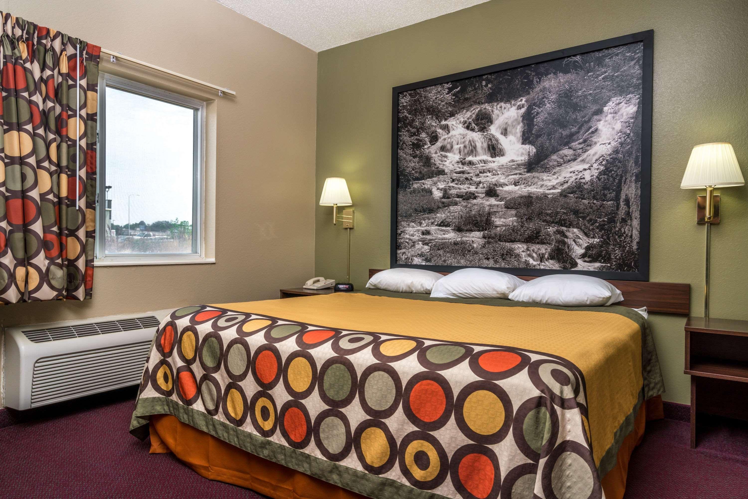 Super 8 By Wyndham Beresford Hotel Ngoại thất bức ảnh