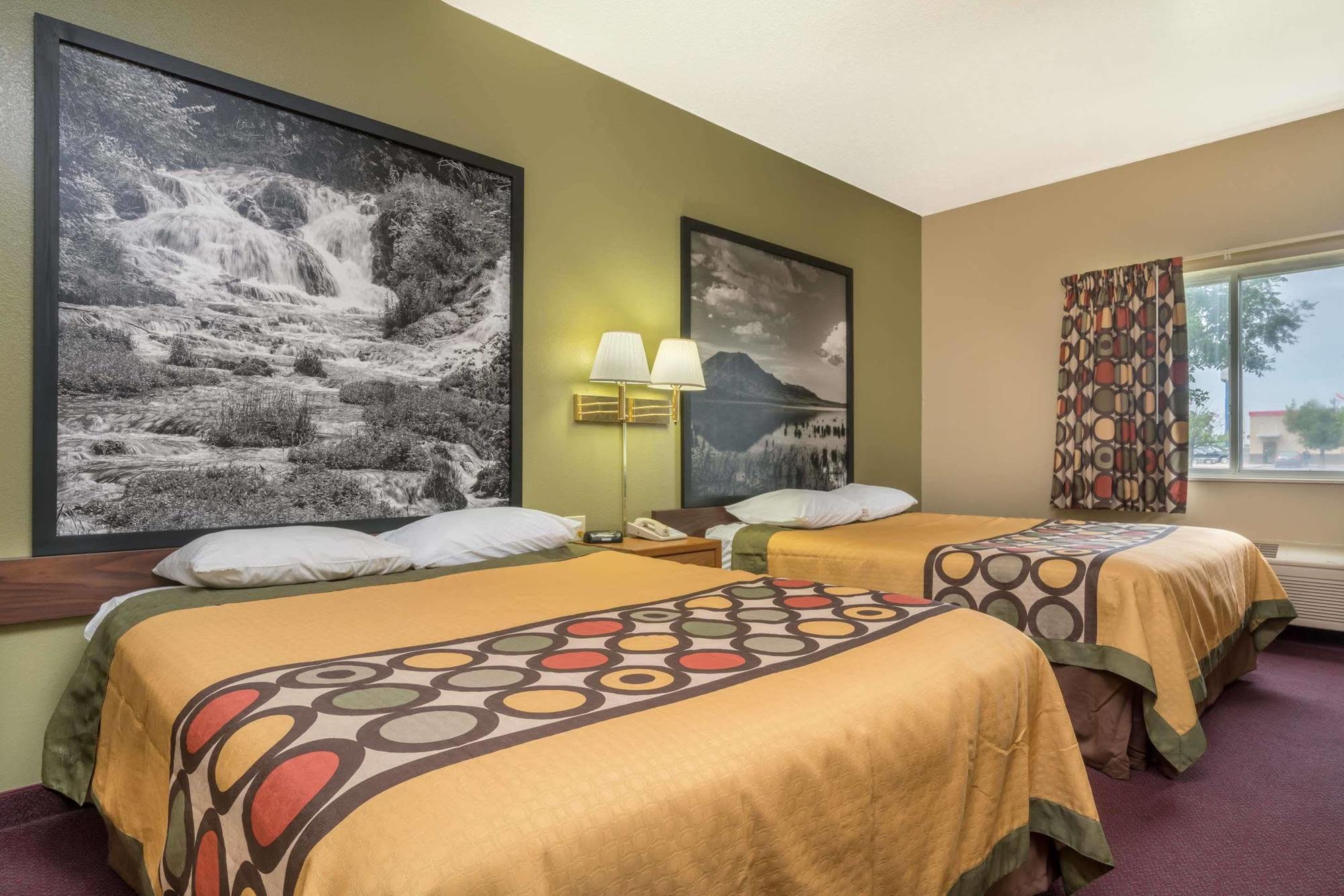 Super 8 By Wyndham Beresford Hotel Ngoại thất bức ảnh